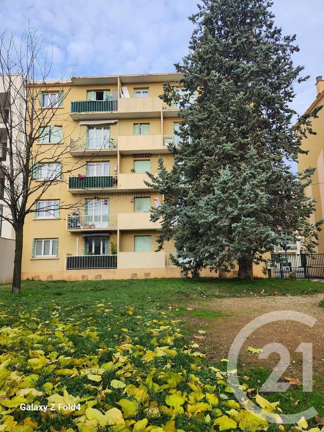 Appartement F3 à vendre - 3 pièces - 57.61 m2 - VILLEURBANNE - 69 - RHONE-ALPES - Century 21 Villa Urbana