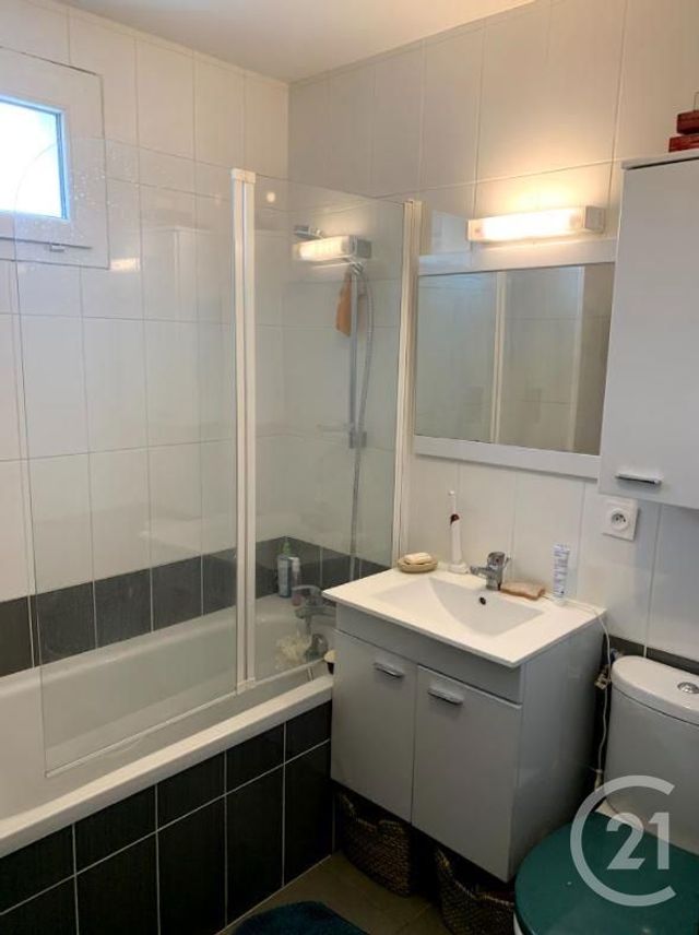 Afficher la photo en grand maison à vendre - 5 pièces - 100.96 m2 - VILLEURBANNE - 69 - RHONE-ALPES - Century 21 Villa Urbana
