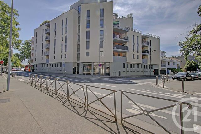  - VILLEURBANNE - 