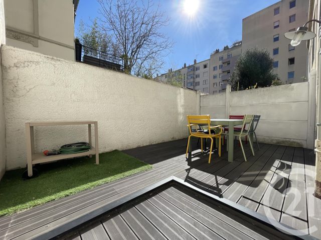 Appartement T3 à vendre - 3 pièces - 53.54 m2 - LYON - 69003 - RHONE-ALPES - Century 21 Villa Urbana