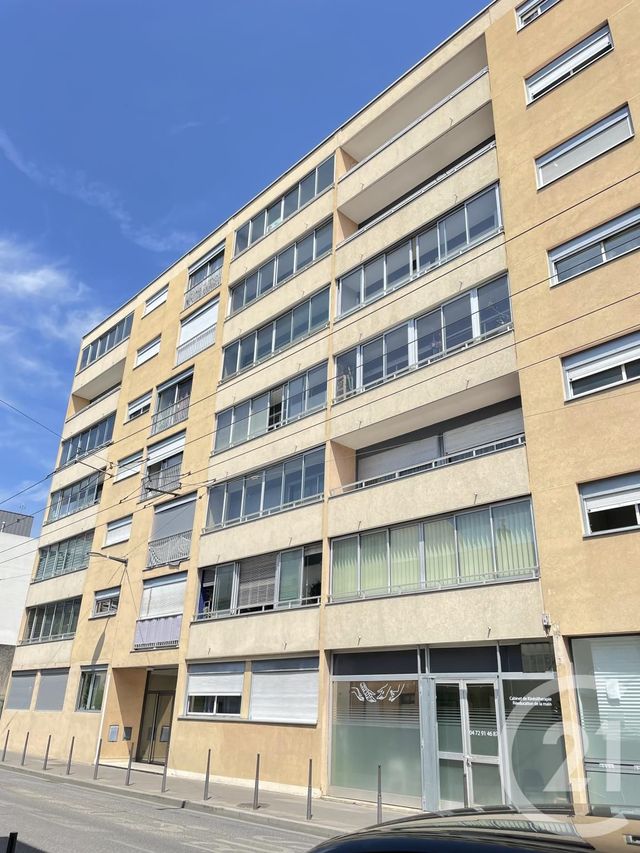  - VILLEURBANNE - 