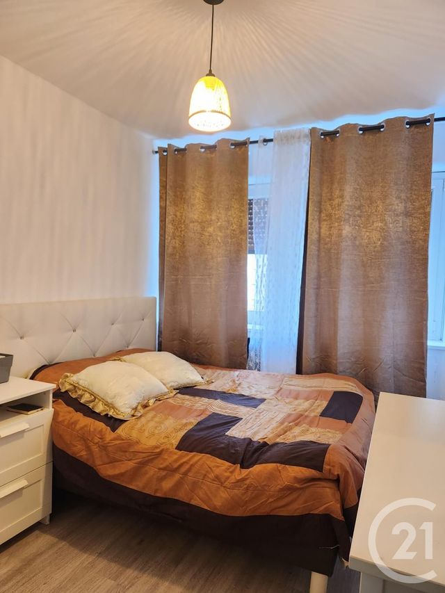 Afficher la photo en grand Appartement F5 à vendre - 5 pièces - 85.0 m2 - VILLEURBANNE - 69 - RHONE-ALPES - Century 21 Villa Urbana