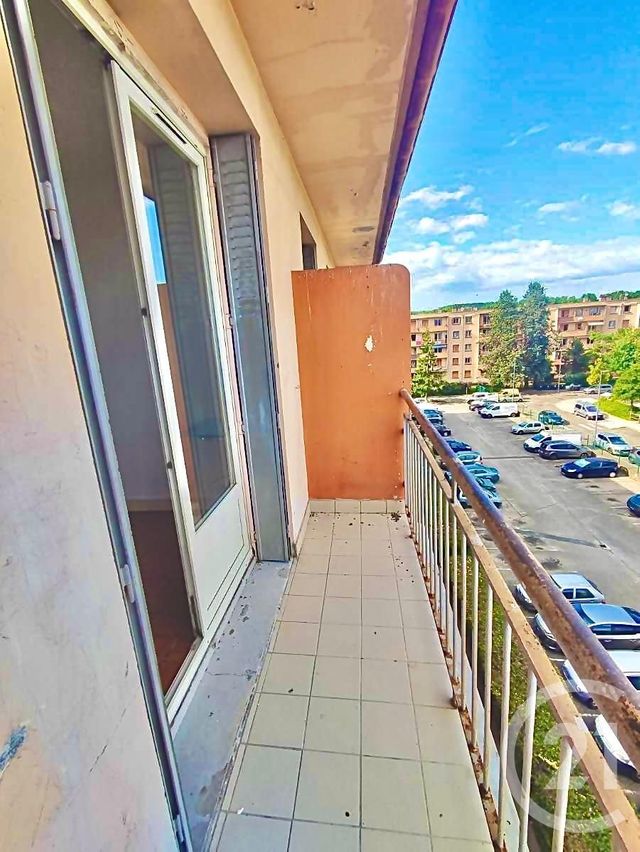 Appartement F3 à vendre - 3 pièces - 49.0 m2 - VAULX EN VELIN - 69 - RHONE-ALPES - Century 21 Villa Urbana