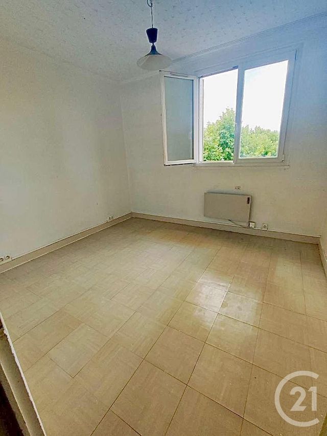 Appartement F3 à vendre - 3 pièces - 49.0 m2 - VAULX EN VELIN - 69 - RHONE-ALPES - Century 21 Villa Urbana