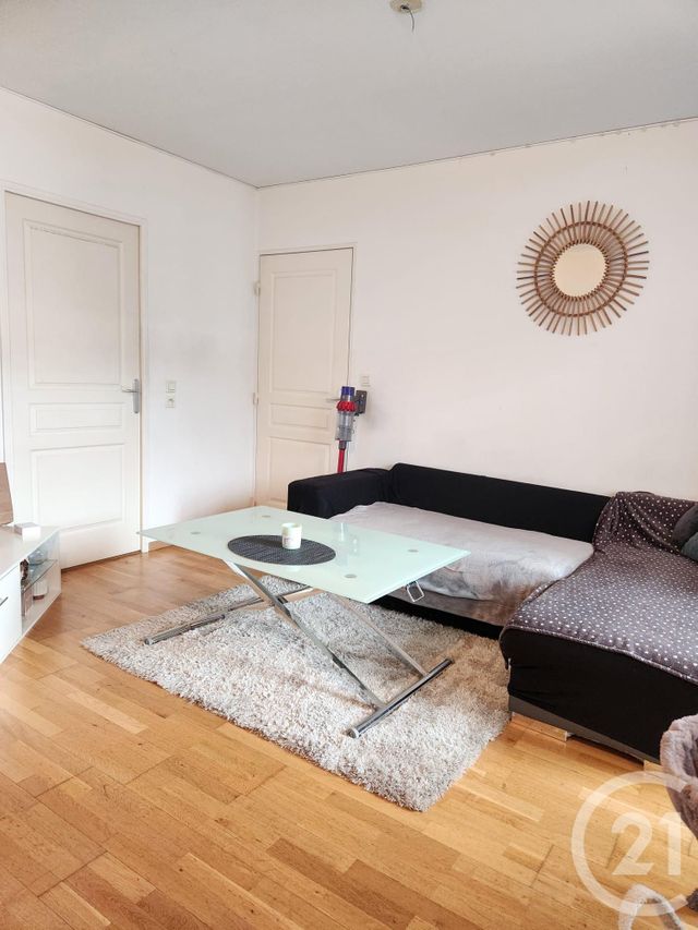 Afficher la photo en grand Appartement F2 à vendre - 2 pièces - 40.0 m2 - VILLEURBANNE - 69 - RHONE-ALPES - Century 21 Villa Urbana