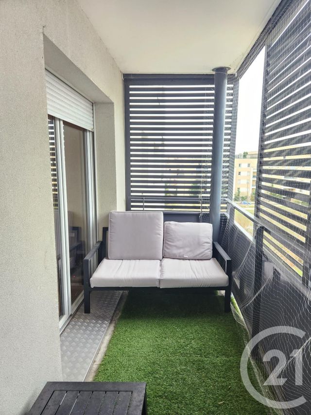 Afficher la photo en grand Appartement F2 à vendre - 2 pièces - 40.0 m2 - VILLEURBANNE - 69 - RHONE-ALPES - Century 21 Villa Urbana