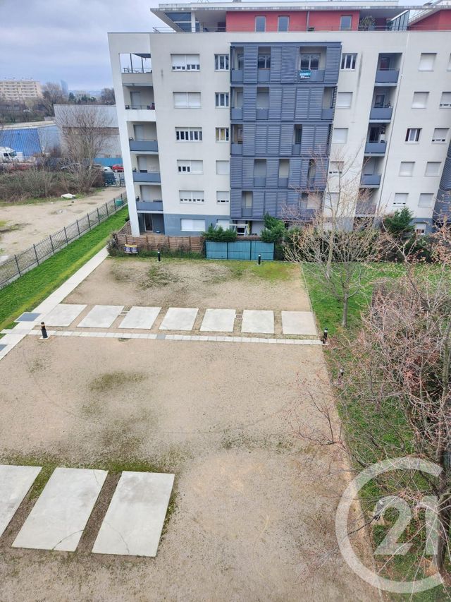 Afficher la photo en grand Appartement F2 à vendre - 2 pièces - 40.0 m2 - VILLEURBANNE - 69 - RHONE-ALPES - Century 21 Villa Urbana