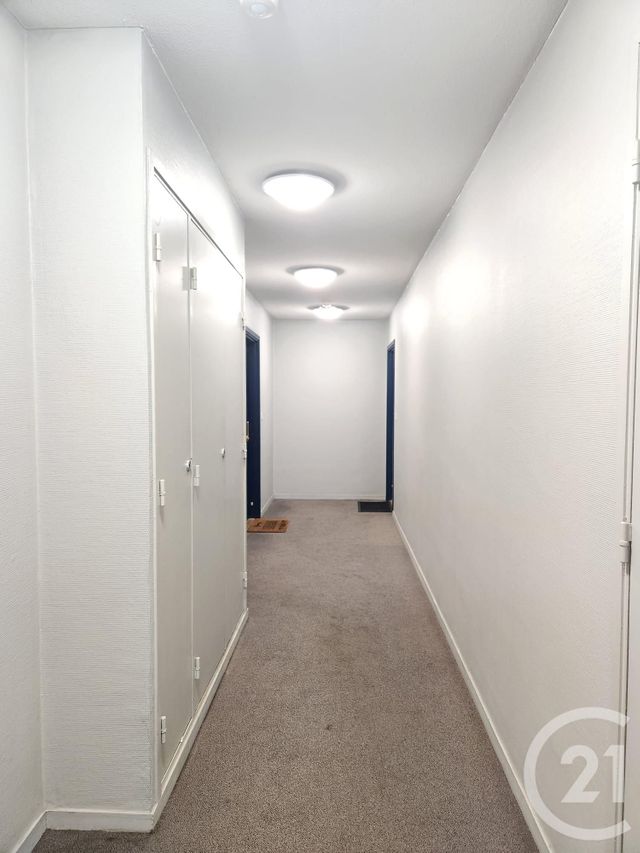 Afficher la photo en grand Appartement F2 à vendre - 2 pièces - 40.0 m2 - VILLEURBANNE - 69 - RHONE-ALPES - Century 21 Villa Urbana