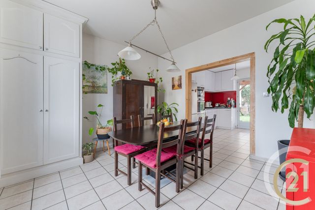 maison à vendre - 5 pièces - 113.29 m2 - VILLEURBANNE - 69 - RHONE-ALPES - Century 21 Villa Urbana