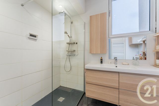 maison à vendre - 5 pièces - 113.29 m2 - VILLEURBANNE - 69 - RHONE-ALPES - Century 21 Villa Urbana