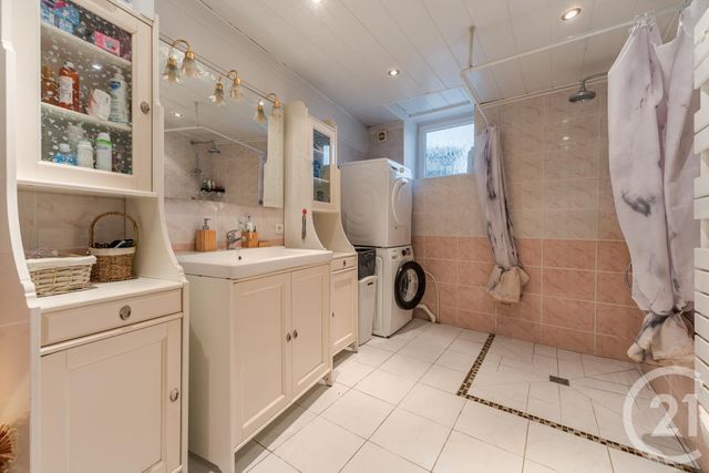 maison à vendre - 4 pièces - 77.0 m2 - ST PRIEST - 69 - RHONE-ALPES - Century 21 Villa Urbana