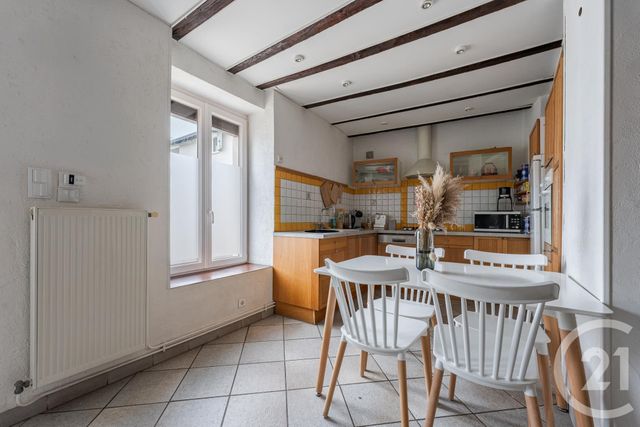 maison à vendre - 4 pièces - 77.0 m2 - ST PRIEST - 69 - RHONE-ALPES - Century 21 Villa Urbana