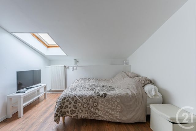 maison à vendre - 4 pièces - 77.0 m2 - ST PRIEST - 69 - RHONE-ALPES - Century 21 Villa Urbana