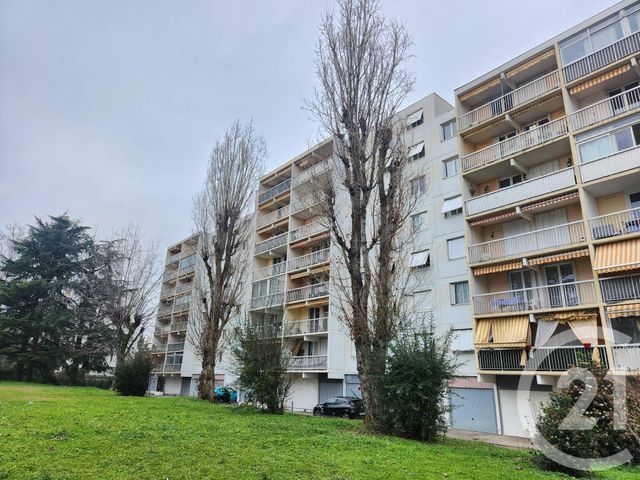 Appartement F5 à vendre - 5 pièces - 92.61 m2 - VENISSIEUX - 69 - RHONE-ALPES - Century 21 Villa Urbana