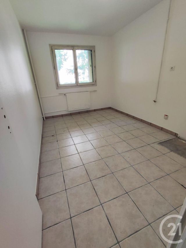 Appartement F2 à vendre - 2 pièces - 31.03 m2 - VAULX EN VELIN - 69 - RHONE-ALPES - Century 21 Villa Urbana
