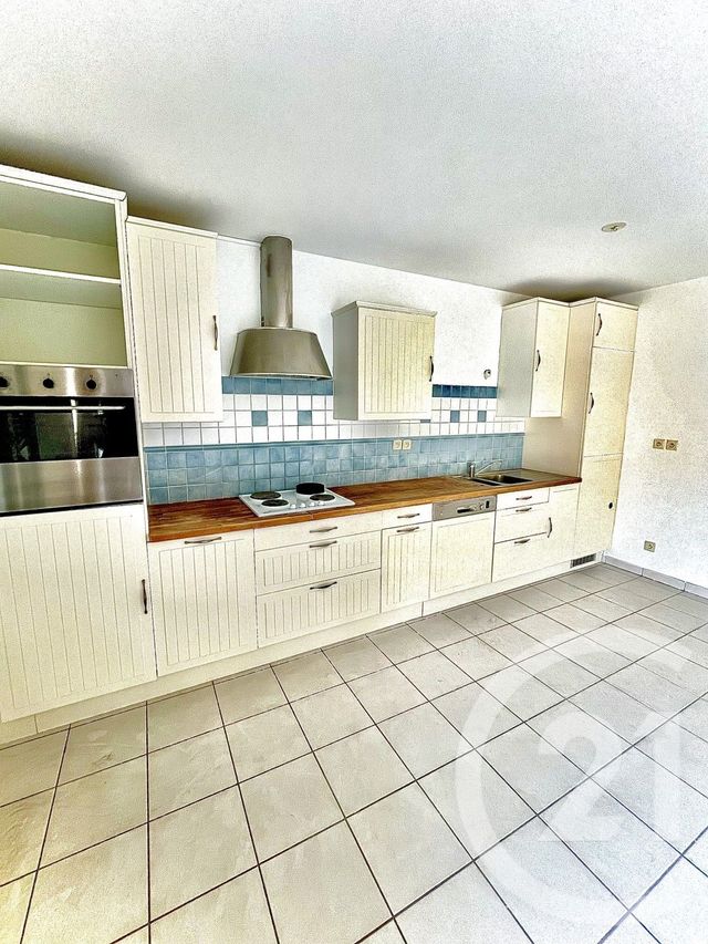 Appartement F2 à vendre - 2 pièces - 60.0 m2 - VAULX EN VELIN - 69 - RHONE-ALPES - Century 21 Villa Urbana