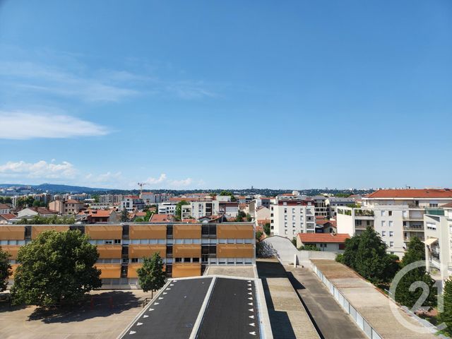 Appartement F5 à vendre - 5 pièces - 87.26 m2 - VILLEURBANNE - 69 - RHONE-ALPES - Century 21 Villa Urbana
