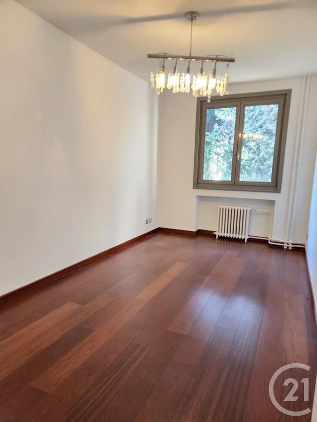 Afficher la photo en grand Appartement F4 à vendre - 4 pièces - 78.41 m2 - VILLEURBANNE - 69 - RHONE-ALPES - Century 21 Villa Urbana