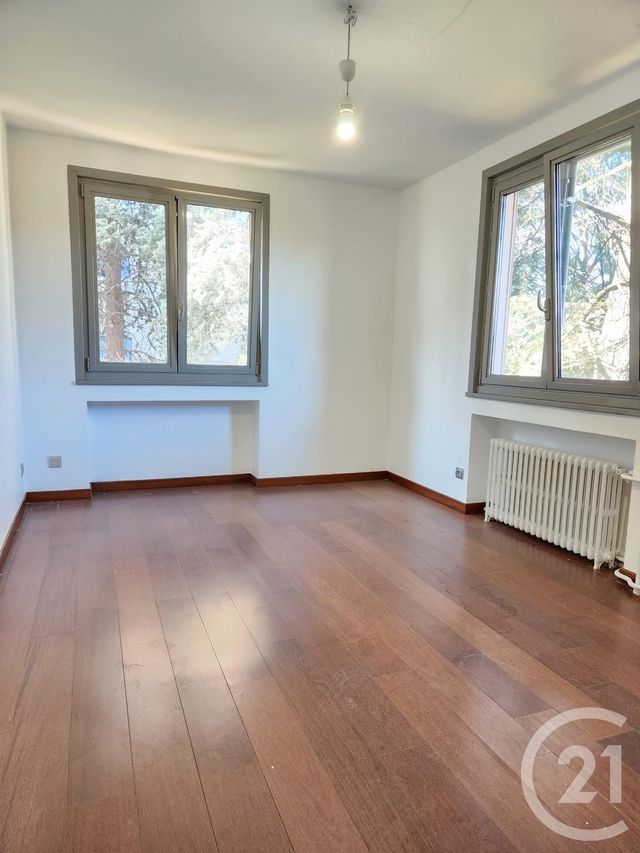 Afficher la photo en grand Appartement F4 à vendre - 4 pièces - 78.41 m2 - VILLEURBANNE - 69 - RHONE-ALPES - Century 21 Villa Urbana