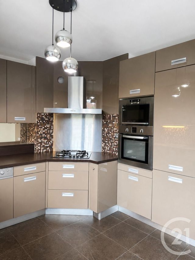 Appartement F4 à vendre - 4 pièces - 78.41 m2 - VILLEURBANNE - 69 - RHONE-ALPES - Century 21 Villa Urbana