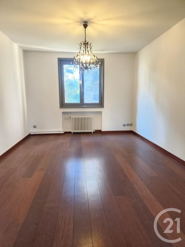 Afficher la photo en grand Appartement F4 à vendre - 4 pièces - 78.41 m2 - VILLEURBANNE - 69 - RHONE-ALPES - Century 21 Villa Urbana