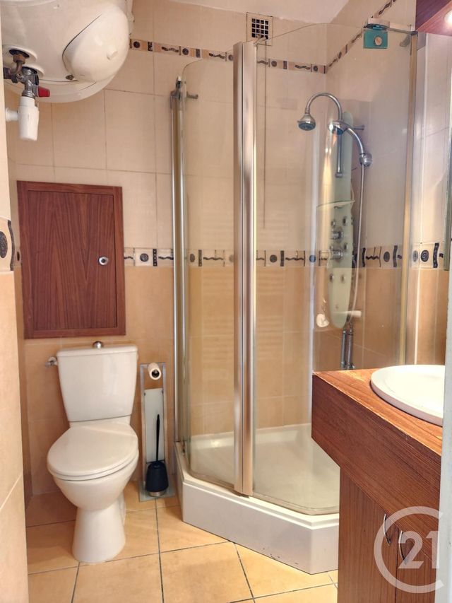 Appartement T2 à vendre - 2 pièces - 45.09 m2 - VILLEURBANNE - 69 - RHONE-ALPES - Century 21 Villa Urbana