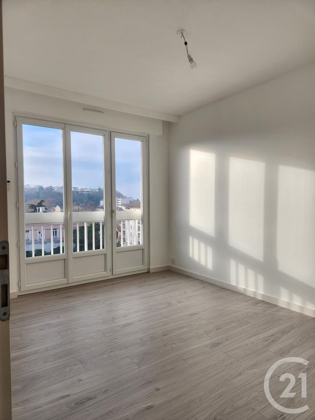 Appartement F4 à vendre - 4 pièces - 84.6 m2 - ST FONS - 69 - RHONE-ALPES - Century 21 Villa Urbana