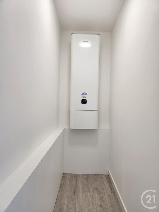 Appartement F4 à vendre - 4 pièces - 84.6 m2 - ST FONS - 69 - RHONE-ALPES - Century 21 Villa Urbana