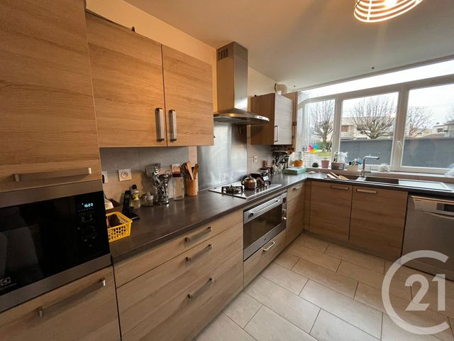 maison à vendre - 4 pièces - 93.72 m2 - MEYZIEU - 69 - RHONE-ALPES - Century 21 Villa Urbana