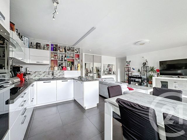 Appartement T4 à vendre - 4 pièces - 87.55 m2 - VILLEURBANNE - 69 - RHONE-ALPES - Century 21 Villa Urbana