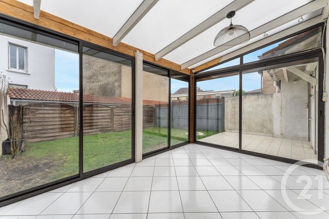 maison à vendre - 4 pièces - 105.0 m2 - VILLEURBANNE - 69 - RHONE-ALPES - Century 21 Villa Urbana