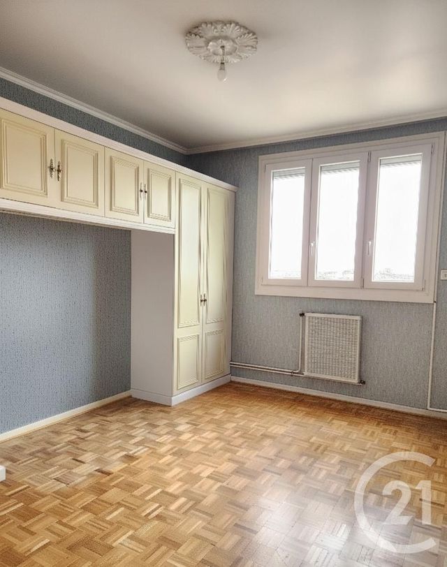 Appartement F4 à vendre - 4 pièces - 77.07 m2 - VILLEURBANNE - 69 - RHONE-ALPES - Century 21 Villa Urbana