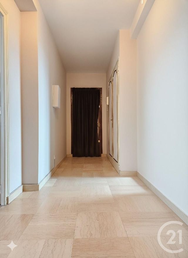 Appartement F4 à vendre - 4 pièces - 77.07 m2 - VILLEURBANNE - 69 - RHONE-ALPES - Century 21 Villa Urbana