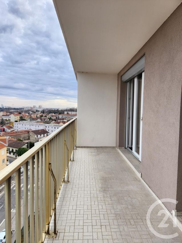 Appartement F4 à vendre - 4 pièces - 77.07 m2 - VILLEURBANNE - 69 - RHONE-ALPES - Century 21 Villa Urbana