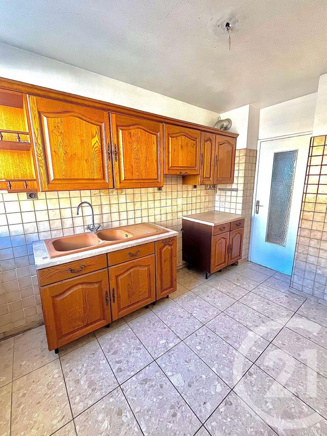 Appartement F5 à vendre - 5 pièces - 86.22 m2 - VILLEURBANNE - 69 - RHONE-ALPES - Century 21 Villa Urbana