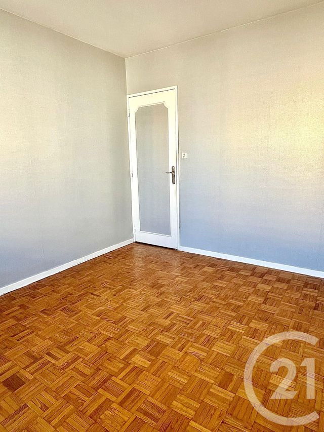 Appartement F5 à vendre - 5 pièces - 86.22 m2 - VILLEURBANNE - 69 - RHONE-ALPES - Century 21 Villa Urbana