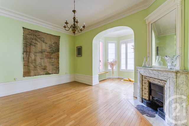 Appartement F4 à vendre - 4 pièces - 108.68 m2 - VILLEURBANNE - 69 - RHONE-ALPES - Century 21 Villa Urbana