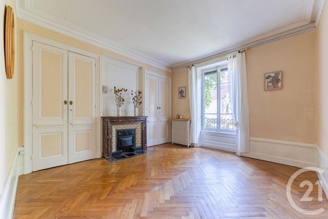 Appartement F4 à vendre - 4 pièces - 108.68 m2 - VILLEURBANNE - 69 - RHONE-ALPES - Century 21 Villa Urbana