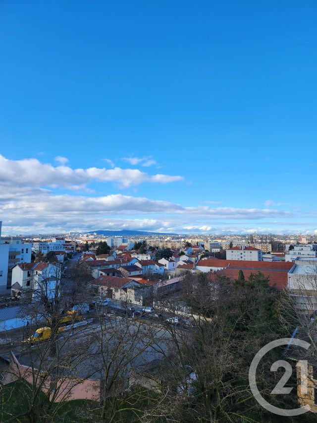 Appartement F5 à vendre - 5 pièces - 80.54 m2 - VILLEURBANNE - 69 - RHONE-ALPES - Century 21 Villa Urbana
