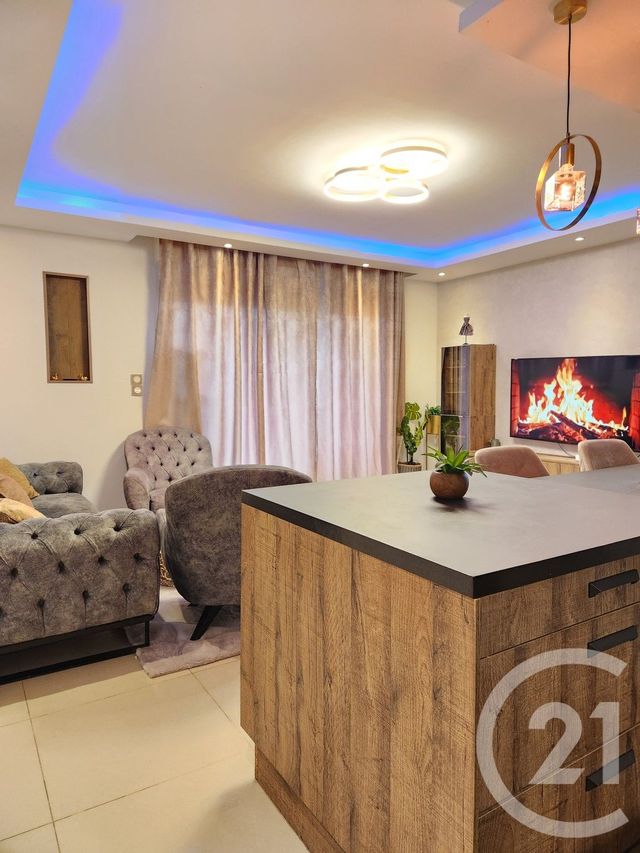 Appartement F3 à vendre - 3 pièces - 59.51 m2 - BRON - 69 - RHONE-ALPES - Century 21 Villa Urbana