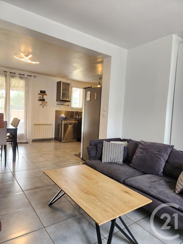 maison à vendre - 4 pièces - 75.0 m2 - VAULX EN VELIN - 69 - RHONE-ALPES - Century 21 Villa Urbana