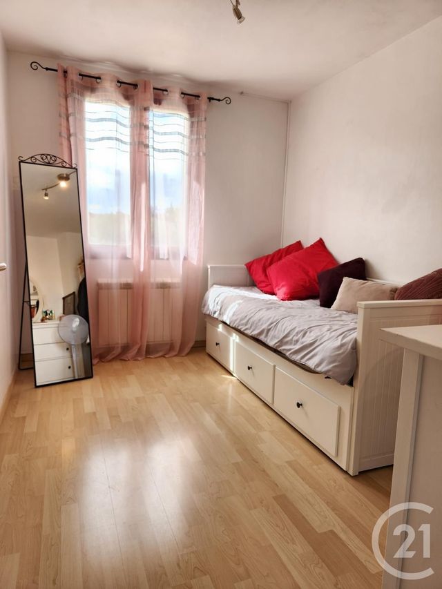 maison à vendre - 4 pièces - 75.0 m2 - VAULX EN VELIN - 69 - RHONE-ALPES - Century 21 Villa Urbana