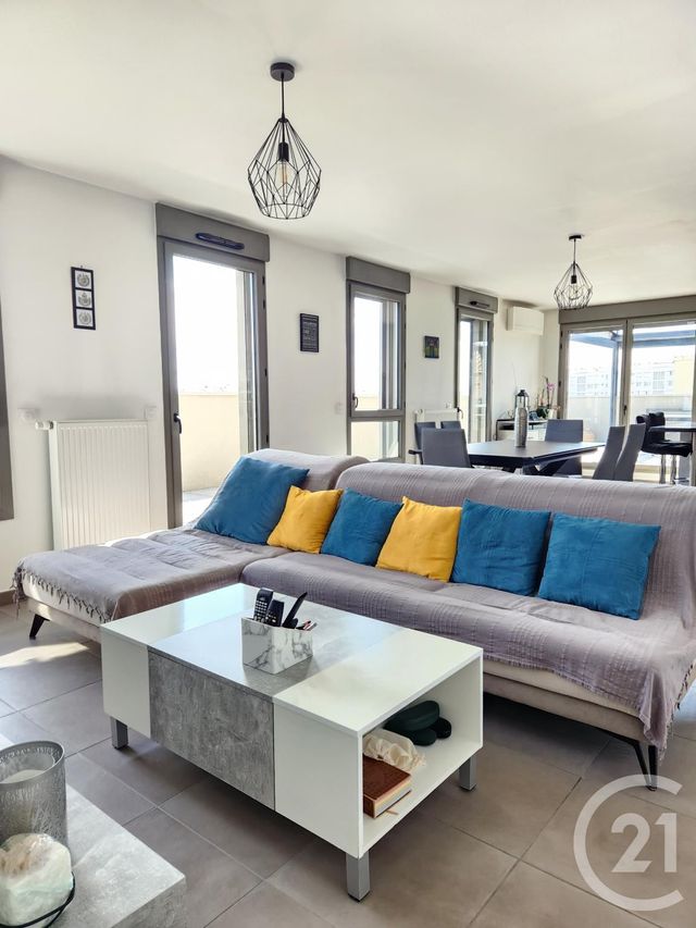 Appartement F4 à vendre - 4 pièces - 96.3 m2 - VILLEURBANNE - 69 - RHONE-ALPES - Century 21 Villa Urbana