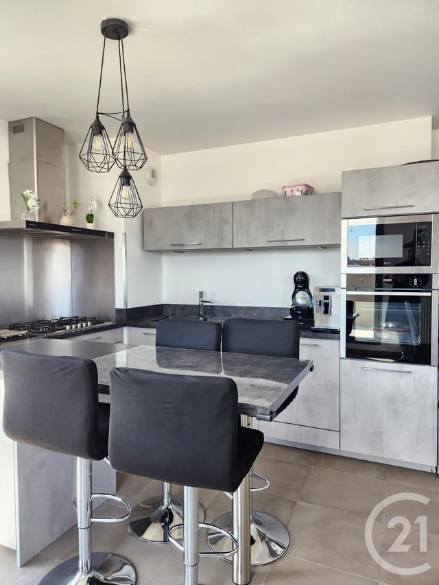 Appartement F4 à vendre - 4 pièces - 96.3 m2 - VILLEURBANNE - 69 - RHONE-ALPES - Century 21 Villa Urbana