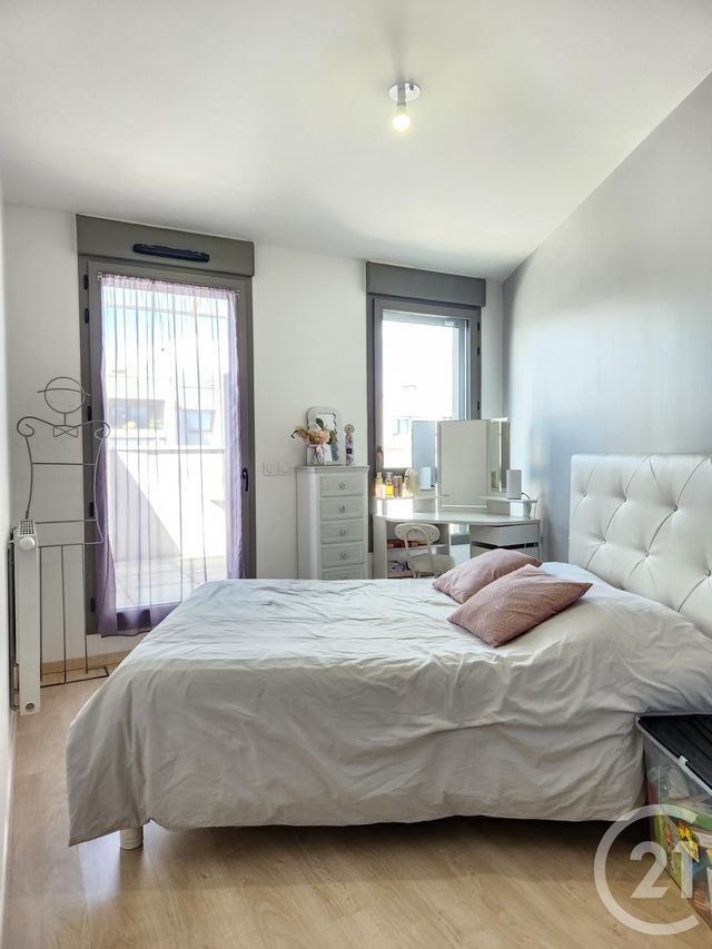 Appartement F4 à vendre - 4 pièces - 96.3 m2 - VILLEURBANNE - 69 - RHONE-ALPES - Century 21 Villa Urbana