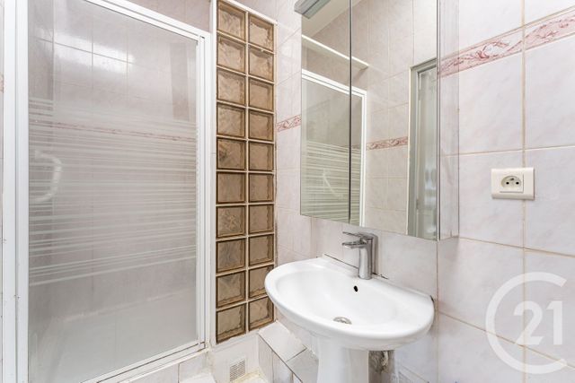 Appartement F2 à vendre - 2 pièces - 29.22 m2 - VILLEURBANNE - 69 - RHONE-ALPES - Century 21 Villa Urbana