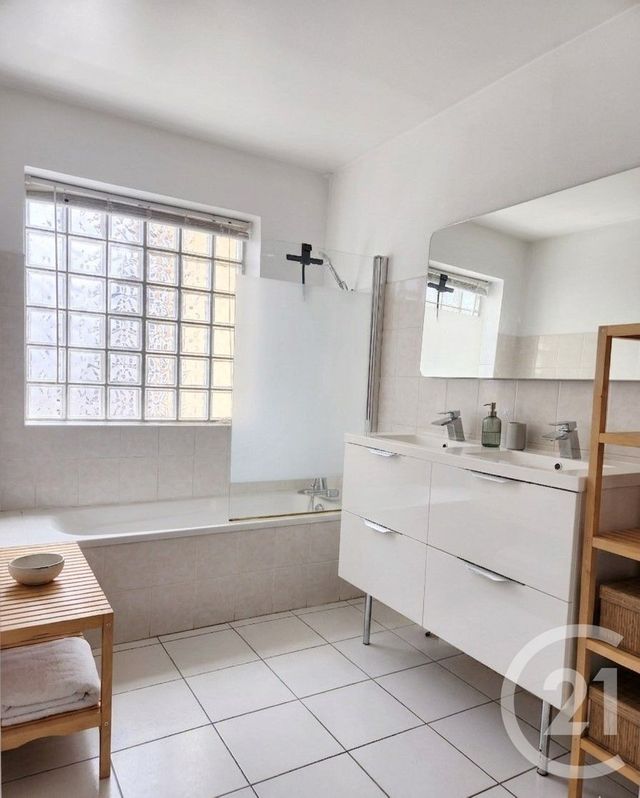 maison à vendre - 5 pièces - 105.75 m2 - VILLEURBANNE - 69 - RHONE-ALPES - Century 21 Villa Urbana