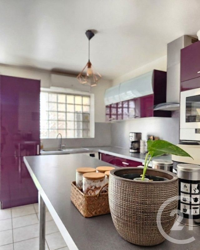 maison à vendre - 5 pièces - 105.75 m2 - VILLEURBANNE - 69 - RHONE-ALPES - Century 21 Villa Urbana