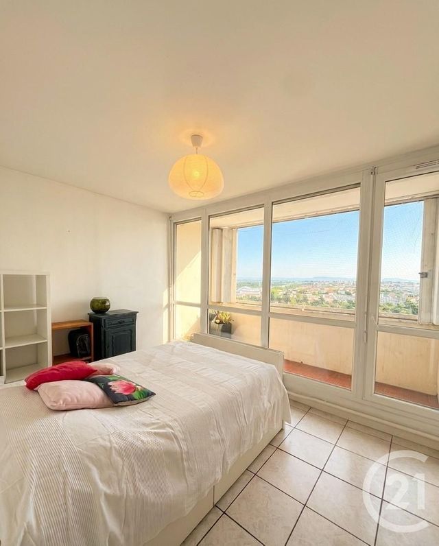 Appartement F3 à vendre - 3 pièces - 69.83 m2 - VILLEURBANNE - 69 - RHONE-ALPES - Century 21 Villa Urbana
