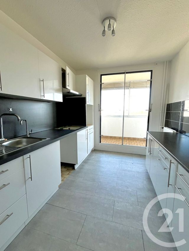 appartement - VAULX EN VELIN - 69